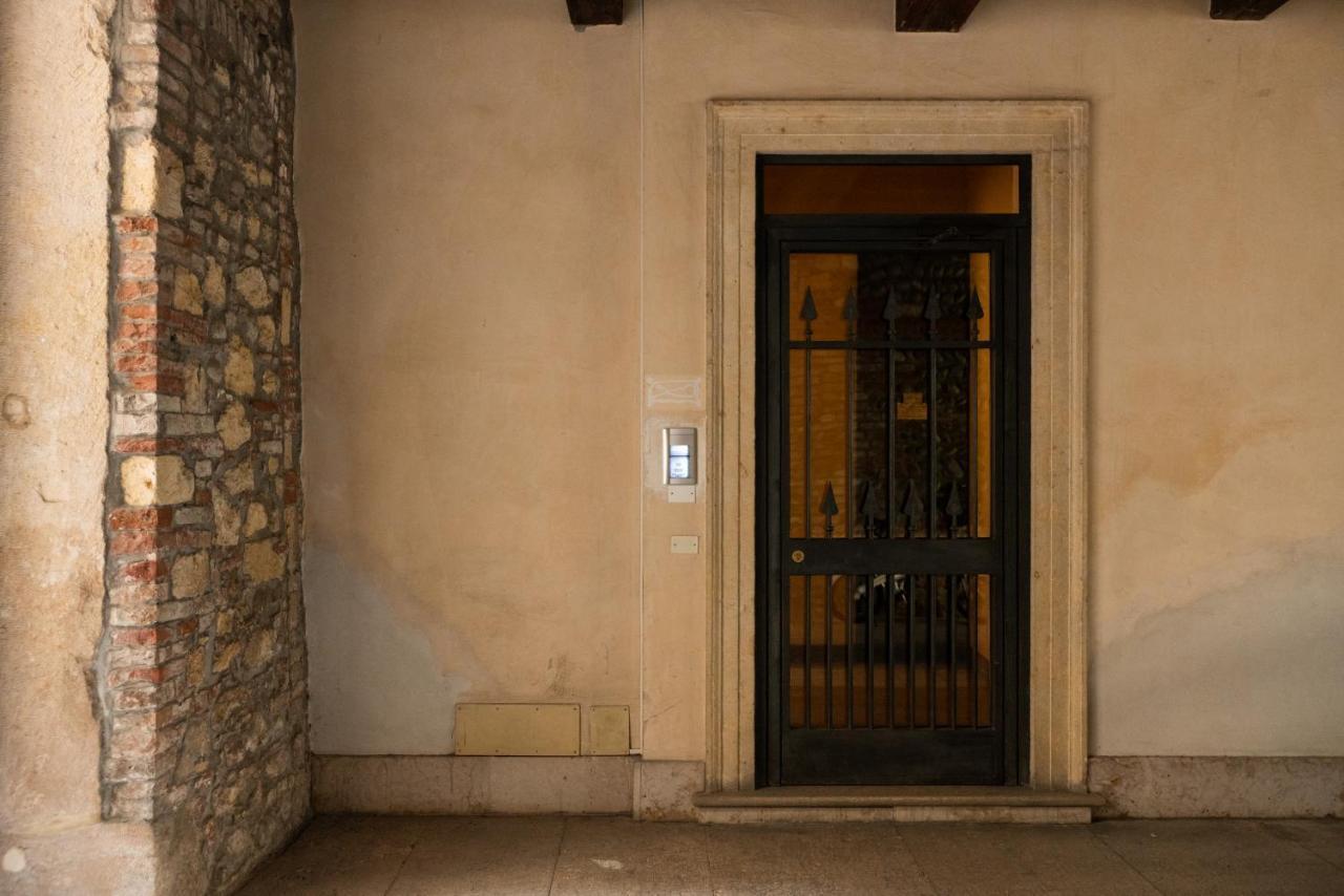 Domus Verona - Magnifiche Residenze San Fermo Экстерьер фото